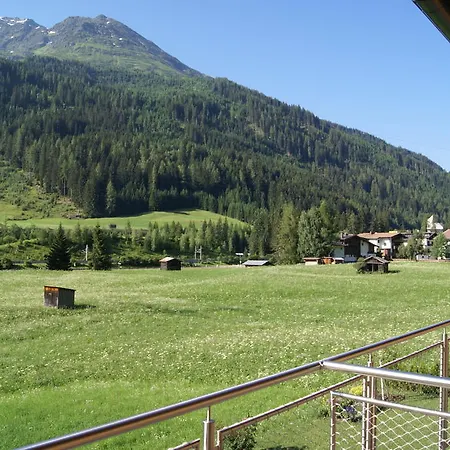 Daire Haus Bergleben *